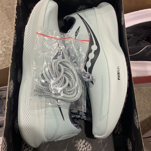 Saucony Ride 15 Runshield - Picture 2 of 3